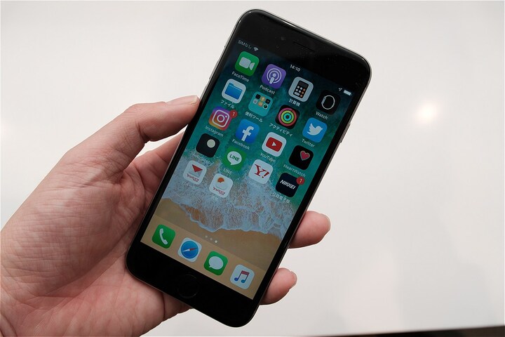 さすがに動作はもっさりしているiPhone 6