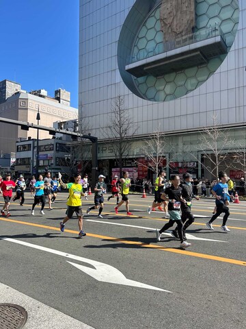 ユーザーさんを発見！元気に手を振ってくださった($・・)/~~~